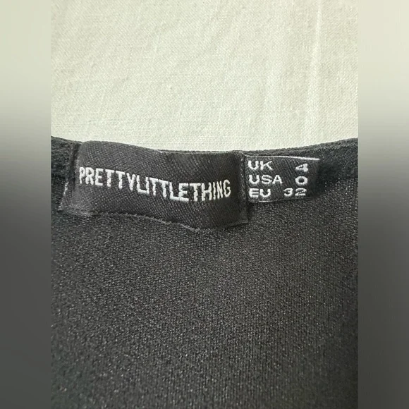PrettyLittleThing Black Plunge Pointy Hem Wrap Bodycon Dress - size 0 (XS) - Picture 6 of 8